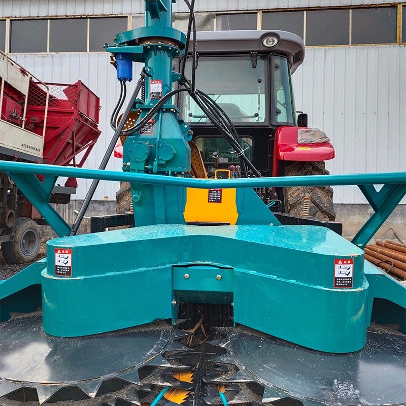 拖拉機(jī)青儲(chǔ)機(jī)