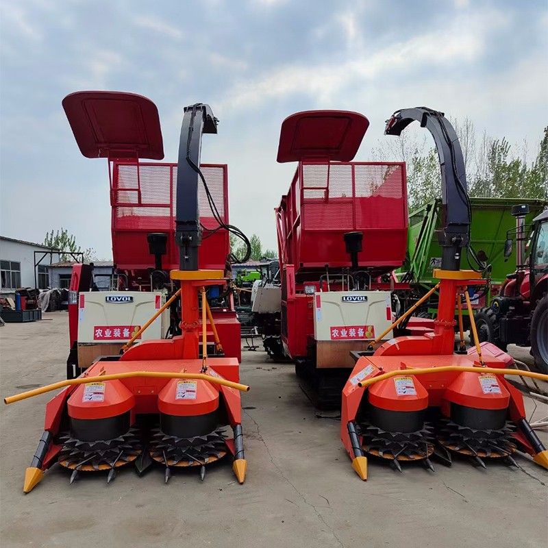 拖拉機(jī)青儲(chǔ)機(jī) 